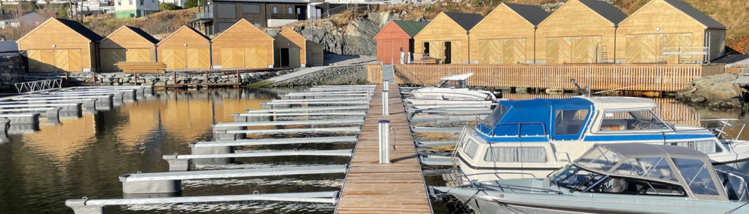 Instetunet med båtplass - fanevik.no